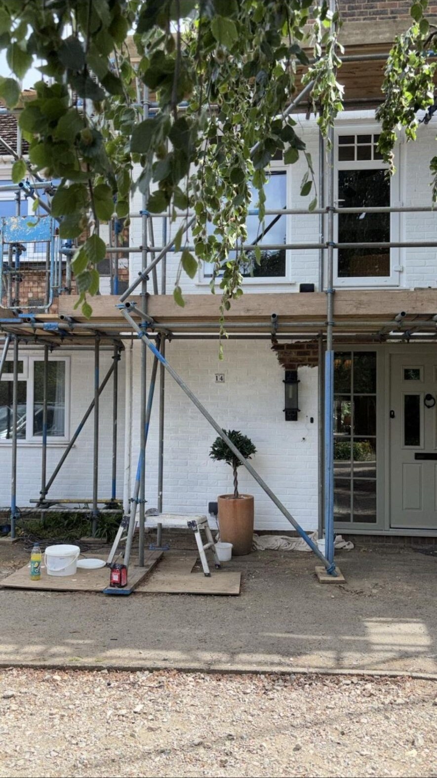 AJN Neill Interiors portfolio project 50 — painting, decorating, Venetian plastering and wallpaper hanging across London and the Home Counties