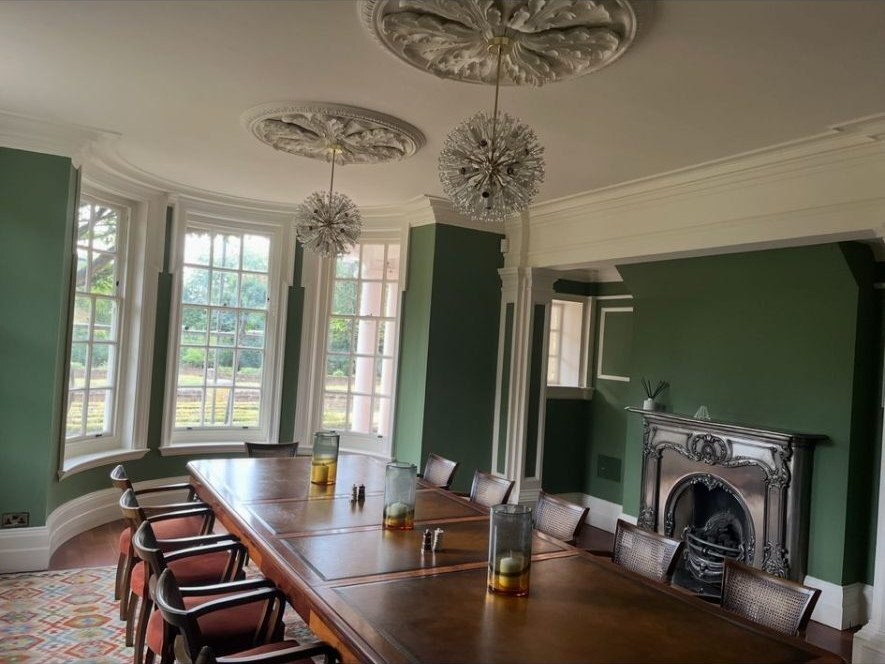 AJN Neill Interiors portfolio project 43 — painting, decorating, Venetian plastering and wallpaper hanging across London and the Home Counties